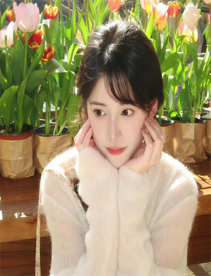 晨曦姐姐黄旭熙视频_少女初恋吃小头头视频免费